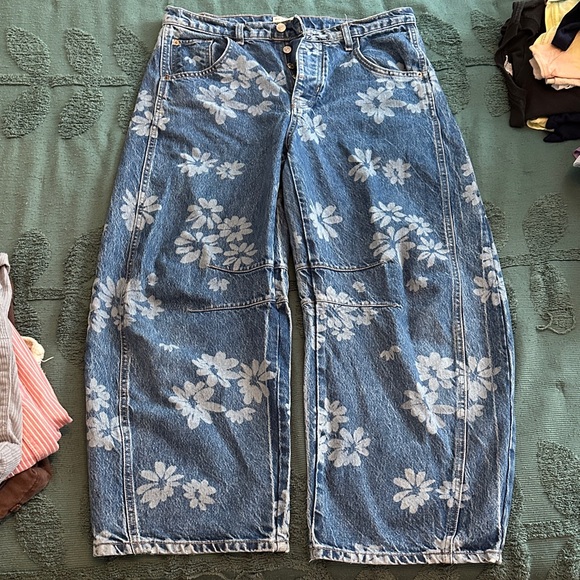 Free People Denim - Free People We the Free laser daisy printed good luck barrel 29